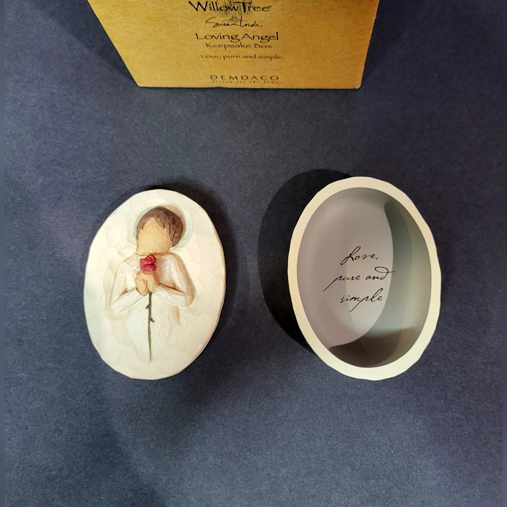 Willow Tree Loving Angel Oval Trinket Box "Love, Pure and Simple" Lordi 2004